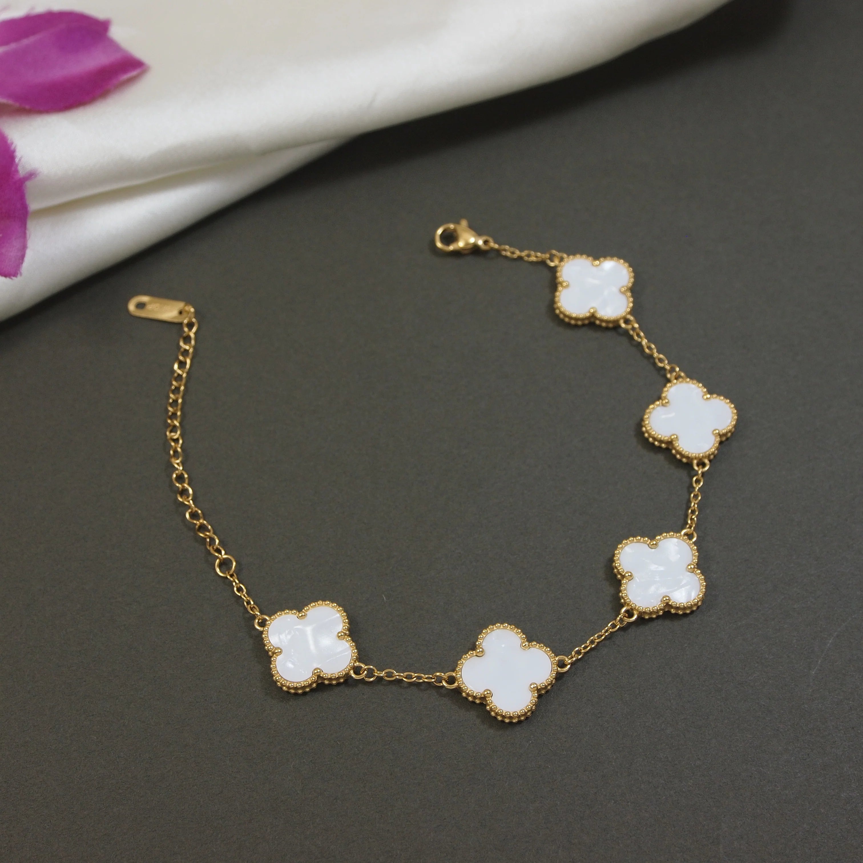 White Lucky Clover Necklace