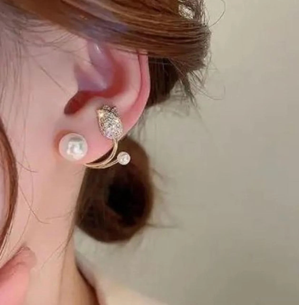 Sparkling Tulip Studs