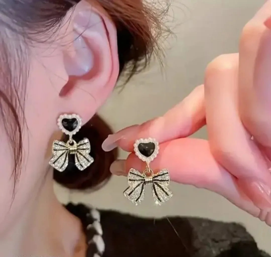 Black Heart Bow Drop Earrings