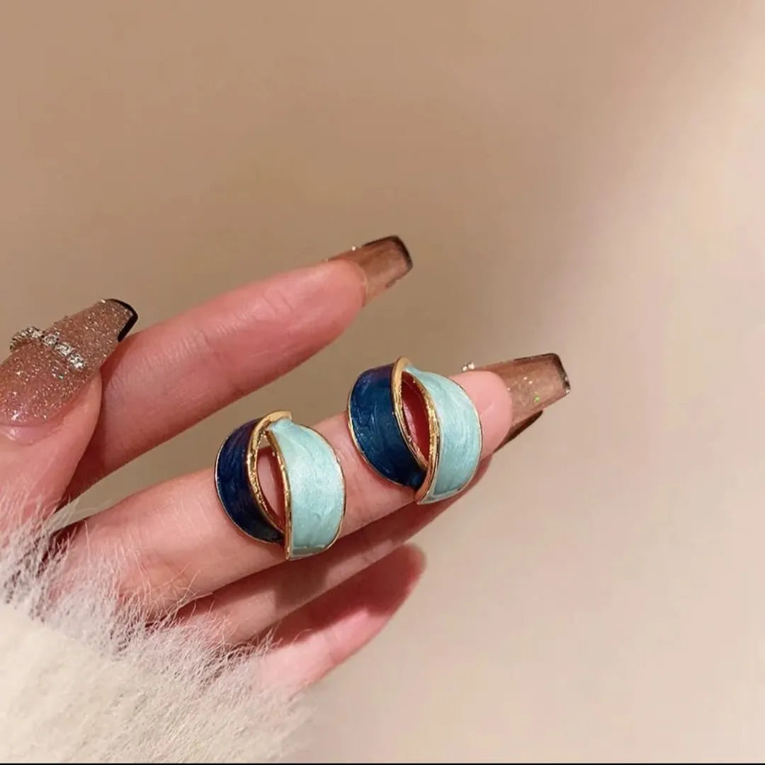 Enamel Blue Crossing Curve Studs