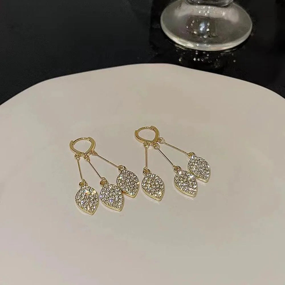 3 stone Leaf's Huggie Earrings