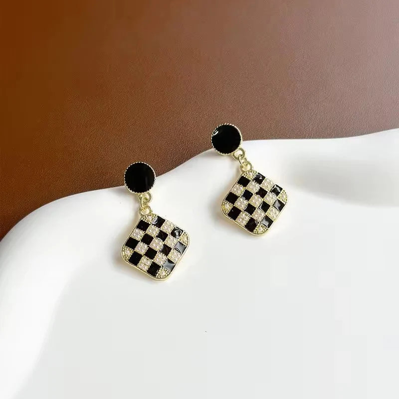 Geometric Checkerboard Pearl & Enamel Earring