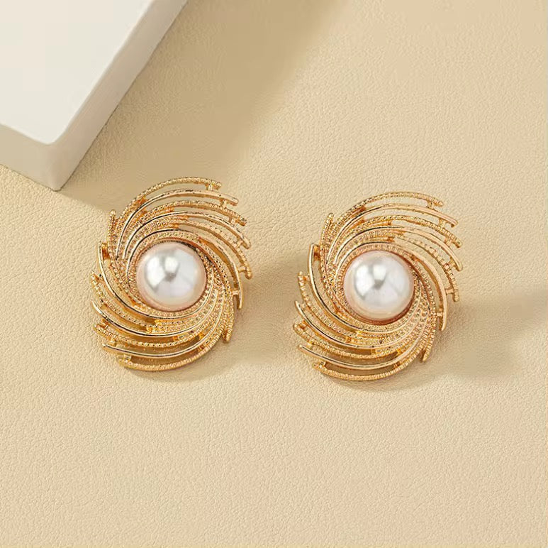 Metal Textured Pearl Stud Earrings