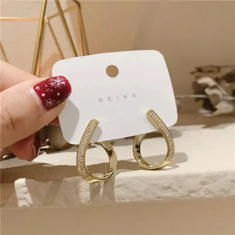 Twisted Hoop Simple Gold Studs