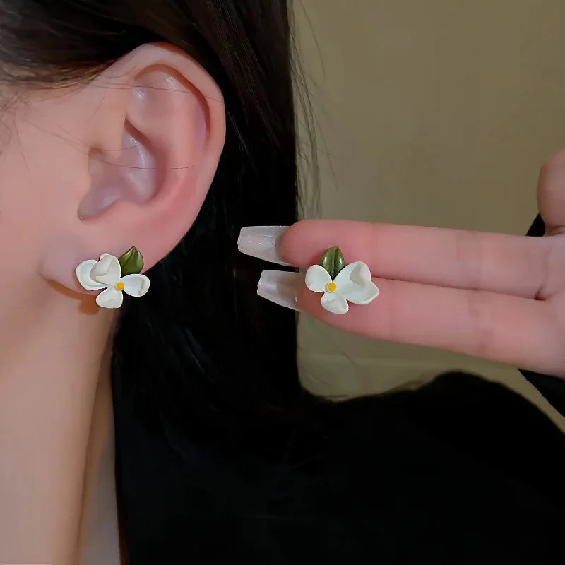 Cute Flower Shaped Stud Earrings