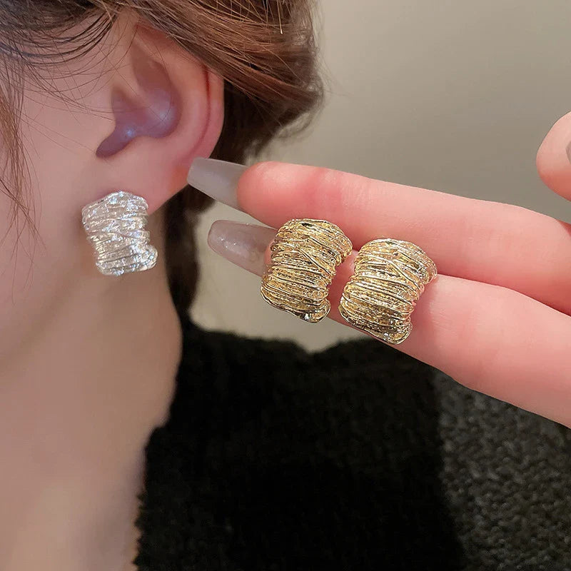 Exaggerated Chunky Wrinkled L-Shaped Stud Earrings