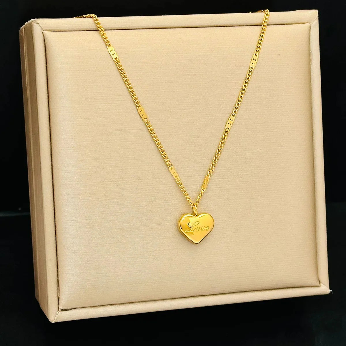 Minimal Heart Love Stamp Necklace