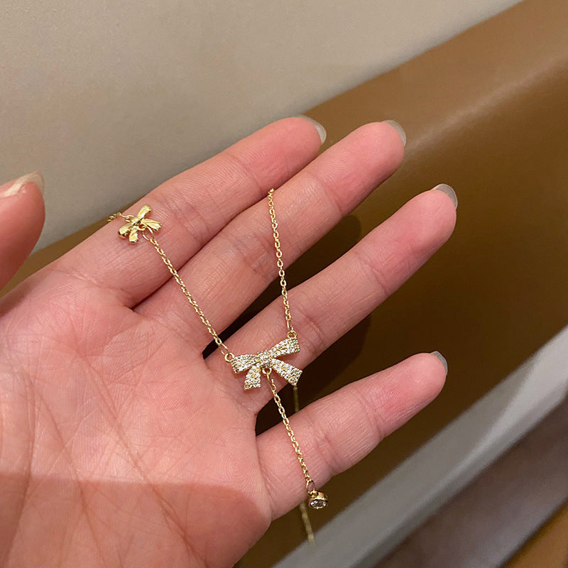 Bow & Bow Necklace