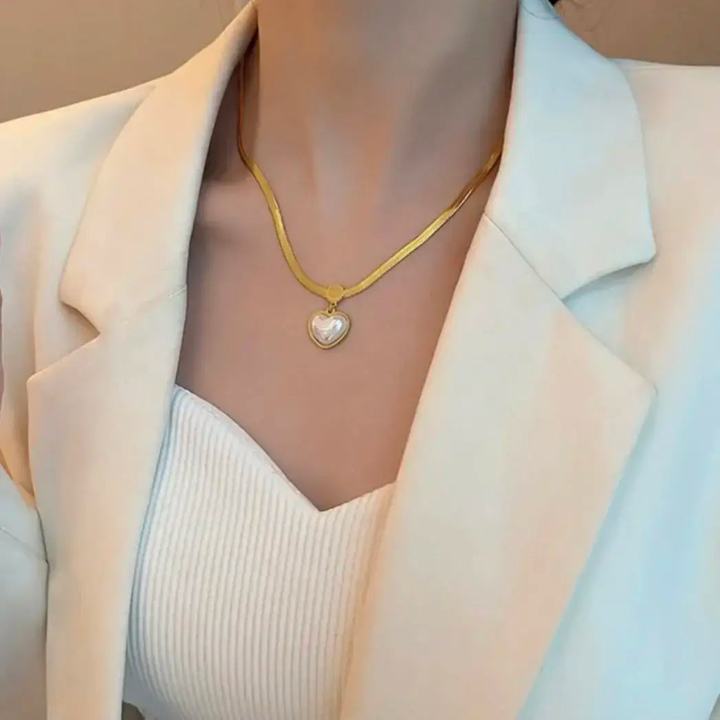 Pearl Heart Snake Chain Necklace