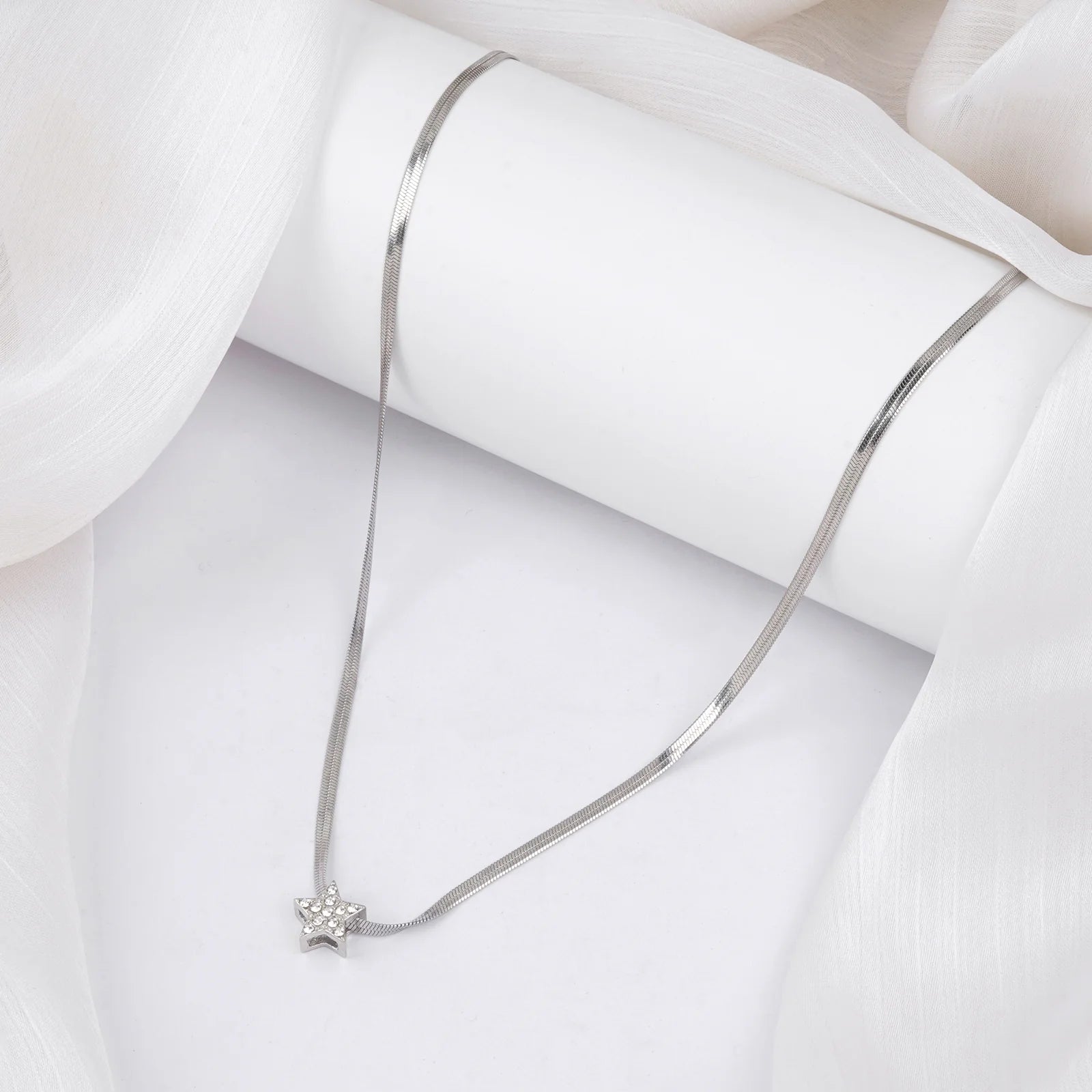 Sparkling Diamond Star Snake Bone Chain Necklace