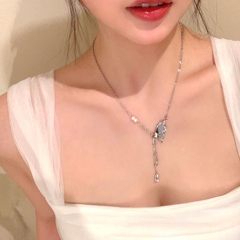 Classic Style Half Butterfly Wings Drop Necklace