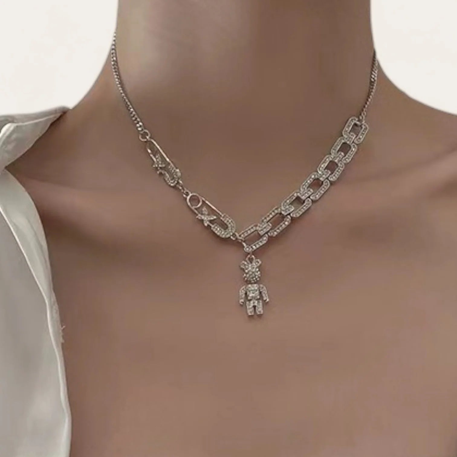 Stone Baer Drop Versatile Chain Necklace