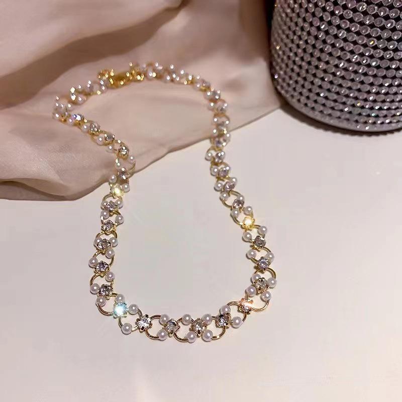 Luxury Rhinestones Pearls Shiny Choker Necklace