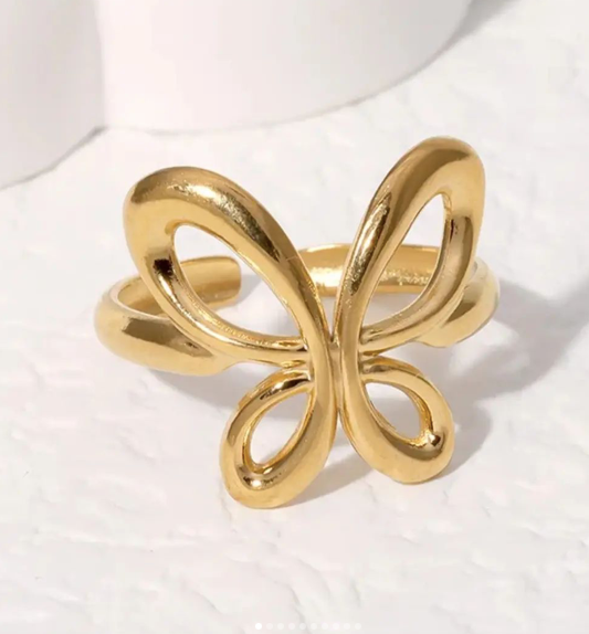 Hollow Butterfly Ring
