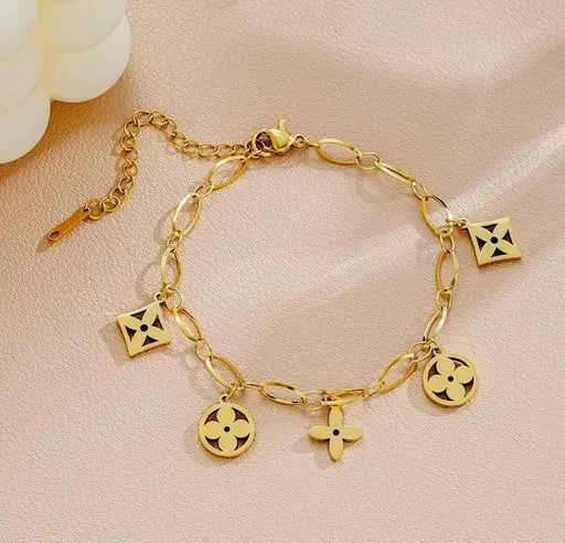 Lucky Flower Paperclip L V Bracelet