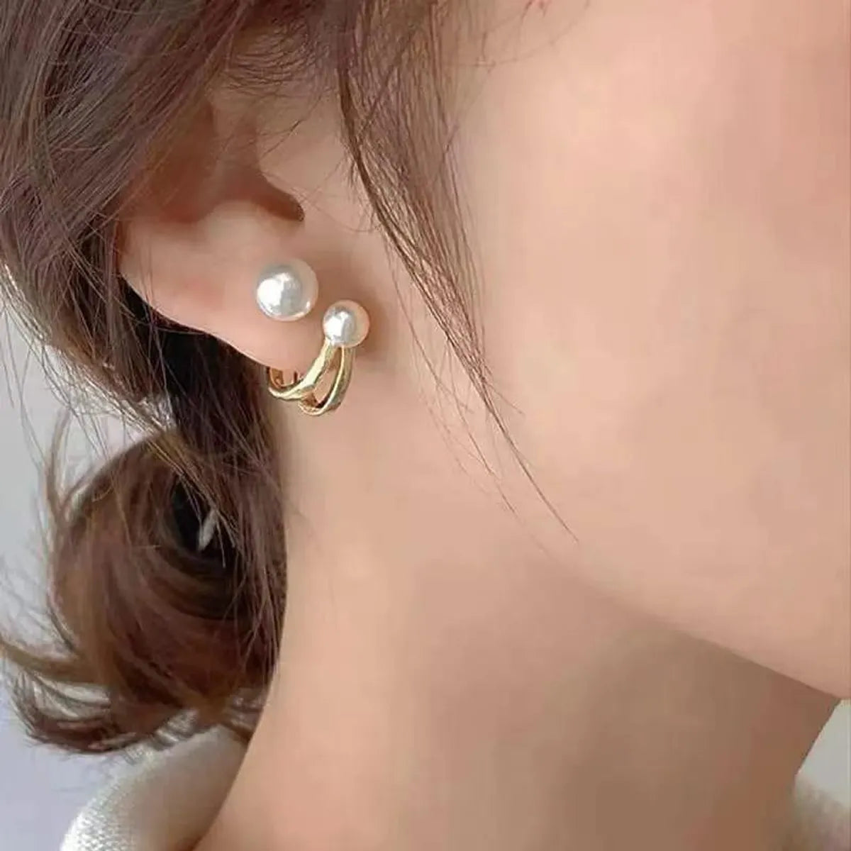 Pearl Studs
