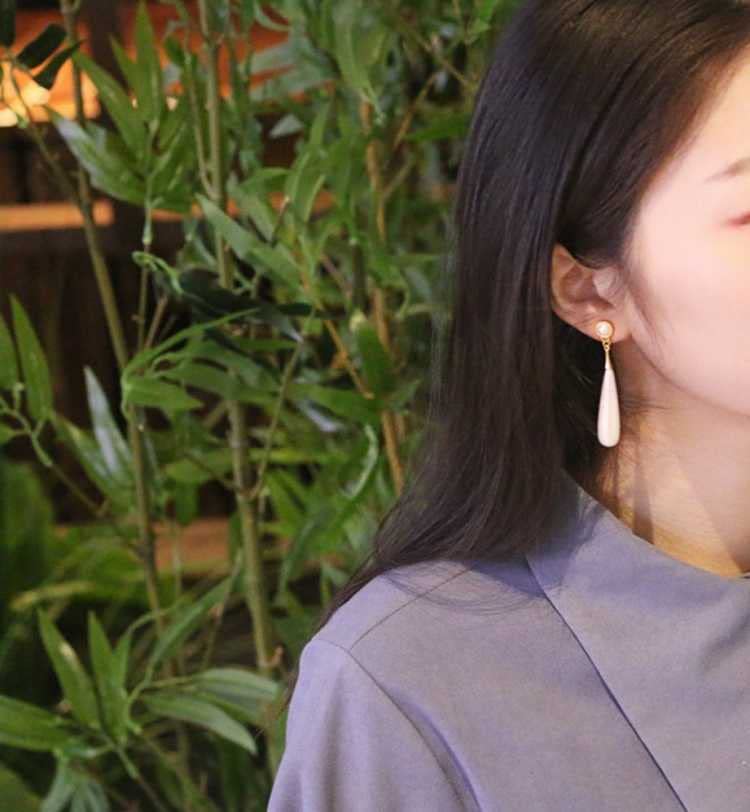 Retro Long Pearl Drop Earrings