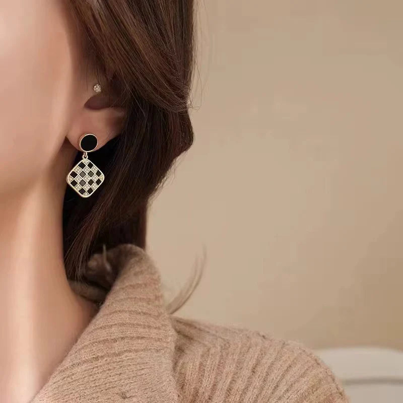 Geometric Checkerboard Pearl & Enamel Earring