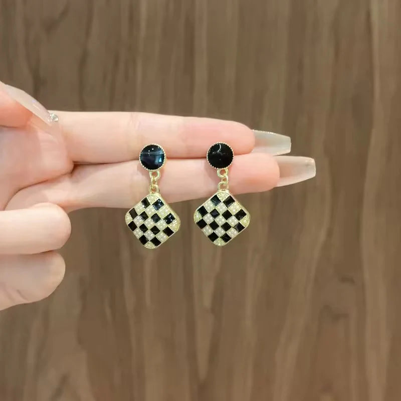 Geometric Checkerboard Pearl & Enamel Earring