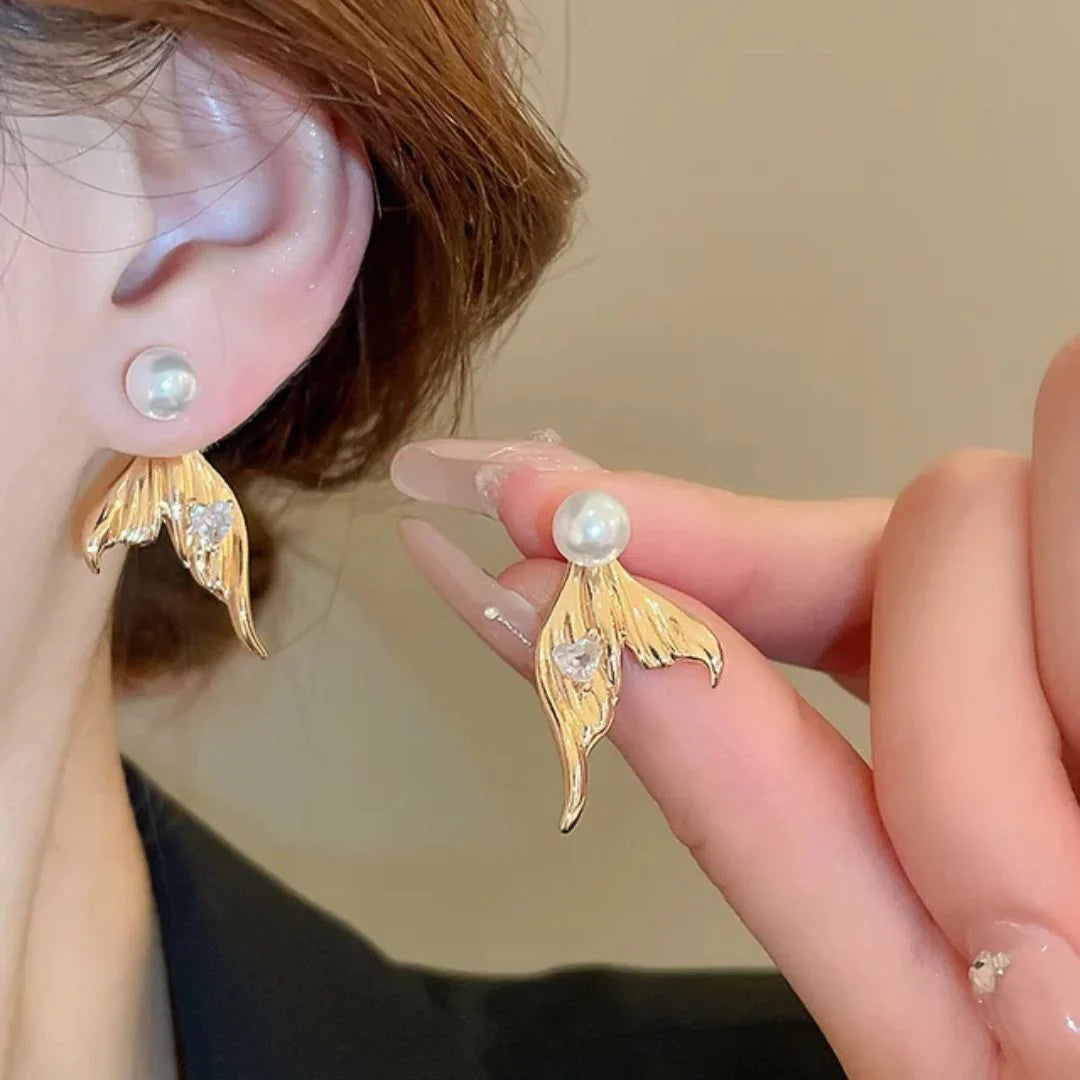 Fishtail Love Diamond Pearl Stud Earrings