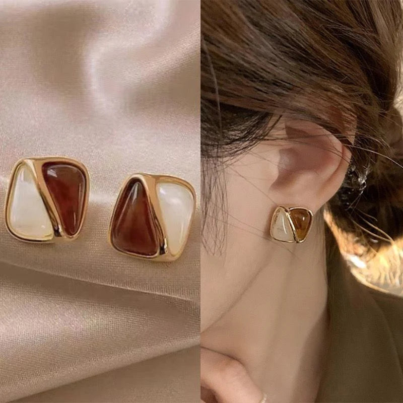 Caramel Square Stud Earrings