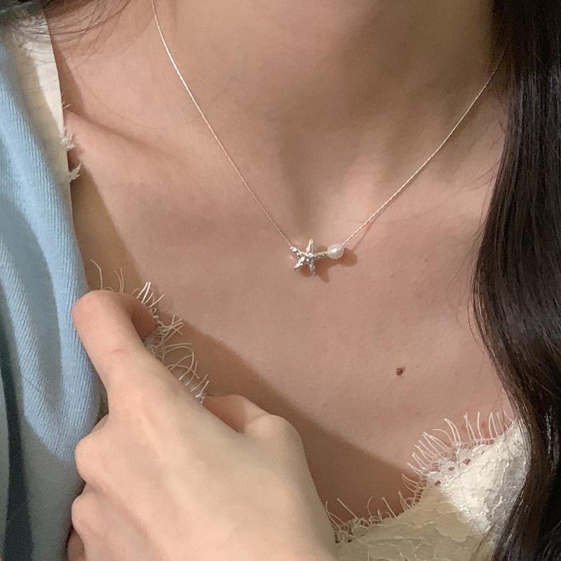 Trendy Starfish Pearl Necklace