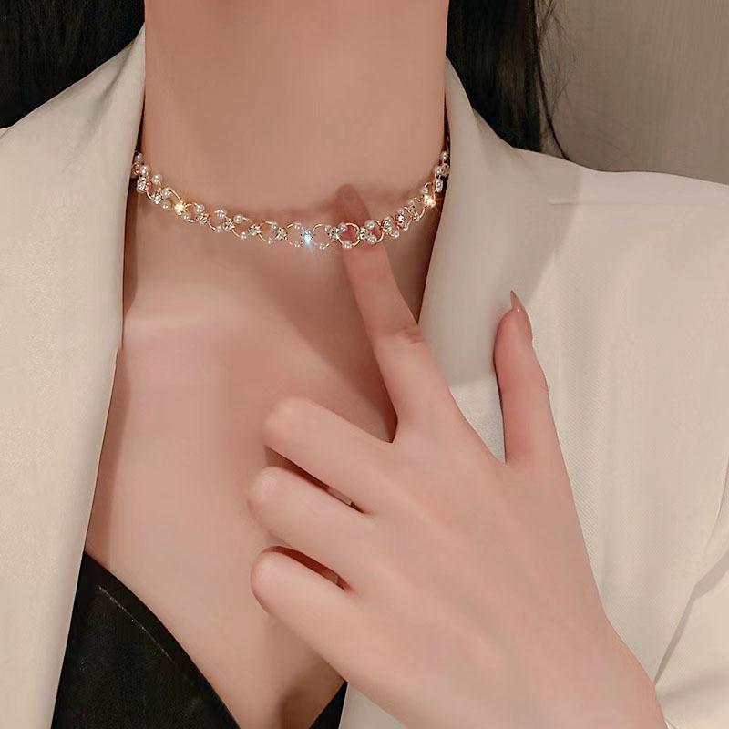 Luxury Rhinestones Pearls Shiny Choker Necklace