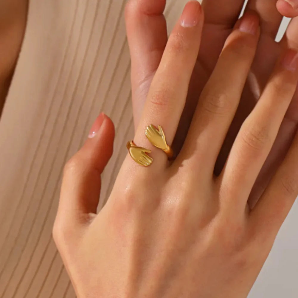 Trendy Hug Ring